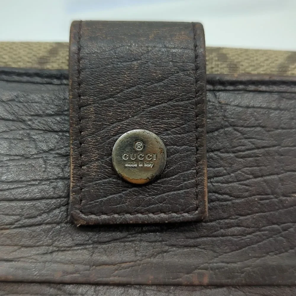 Gucci Tan and Brown Monogram Wallet - Picture 9 of 14